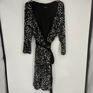 Igigi Black White Geometric Print Wrap Dress Size 26/28